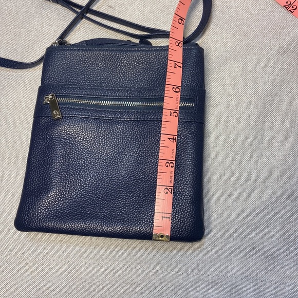 Guani Bernini  Triple-Zip Pebble Leather Dasher Crossbody - Picture 7 of 7